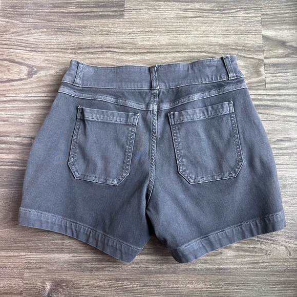 SPANX Stretch Twill Shorts 4” in Washed Black - Picture 2 of 5